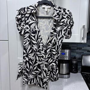 Vintage Diane Von Furstenberg wrap top